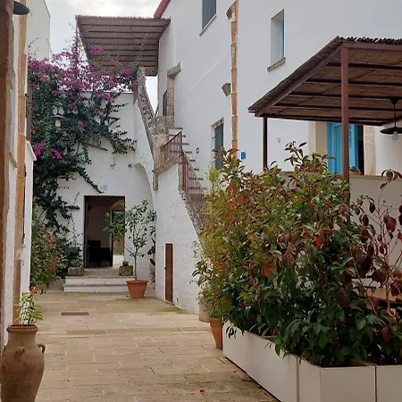 Dimora Da Tito - La Corte Dei Colori